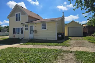 213 E Fremont St, Spring Valley, MN 55975 - Photo 2