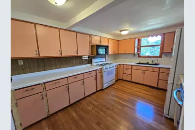 213 E Fremont Street, Spring Valley, MN 55975 - Photo 10