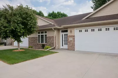 1307 2nd Street S #B, Moorhead, MN 56560 - Photo 2
