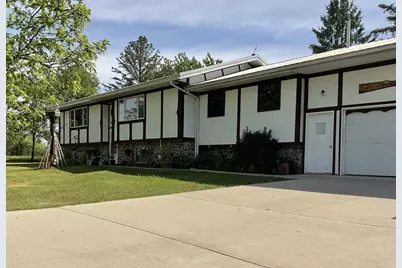 670 23rd Avenue NE, Sauk Rapids, MN 56379 - Photo 2