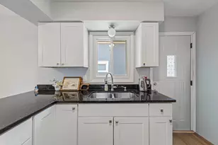 819 Morgan Ave N, Minneapolis, MN 55411 - Photo 14