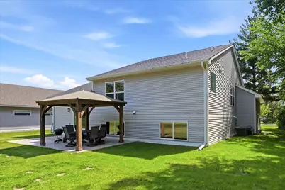 11054 Ulysses Street NE, Blaine, MN 55434 - Photo 36