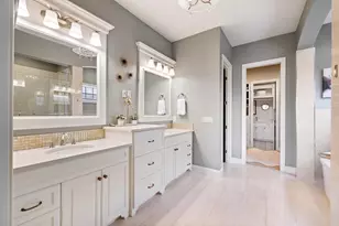 15489 Legacy Oaks Trl, Minnetonka, MN 55391 - Photo 24