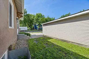 631 Western Ave N, Saint Paul, MN 55103 - Photo 48