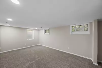 631 Western Avenue N, Saint Paul, MN 55103 - Photo 40