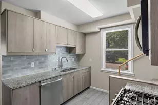 631 Western Ave N, Saint Paul, MN 55103 - Photo 14