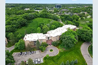 5643 Green Circle Drive #108, Minnetonka, MN 55343 - Photo 40