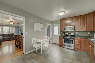 1742 Nevada Ave E, Saint Paul, MN 55106 - Photo 10