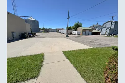 218 E Washington Avenue, Fergus Falls, MN 56537 - Photo 48