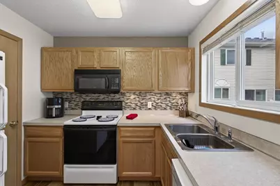 15516 Float Lane #137, Apple Valley, MN 55124 - Photo 12