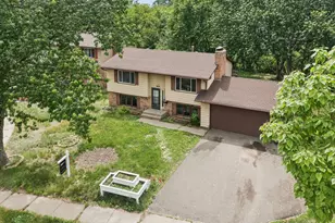 1613 Lyn-Curve Ave N, Minneapolis, MN 55411 - Photo 32