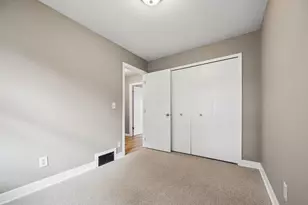1613 Lyn-Curve Ave N, Minneapolis, MN 55411 - Photo 52