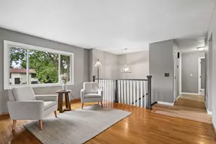 1613 Lyn-Curve Ave N, Minneapolis, MN 55411 - Photo 38