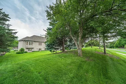 7806 Bush Lake Drive, Bloomington, MN 55438 - Photo 72