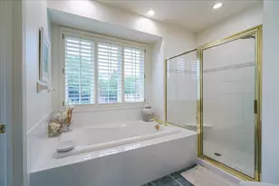 7806 Bush Lake Dr, Bloomington, MN 55438 - Photo 42