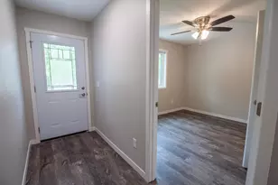 528 E St Charles Ave, Fergus Falls, MN 56537 - Photo 8