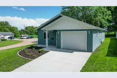 528 E St Charles Avenue, Fergus Falls, MN 56537 - Photo 34