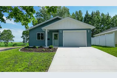 528 E St Charles Avenue, Fergus Falls, MN 56537 - Photo 30