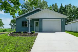 528 E St Charles Ave, Fergus Falls, MN 56537 - Photo 30