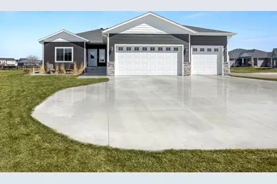 2089 67th Avenue S, Fargo, ND 58104 - Photo 1