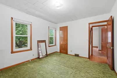 921 S Main Street, River Falls, WI 54022 - Photo 12