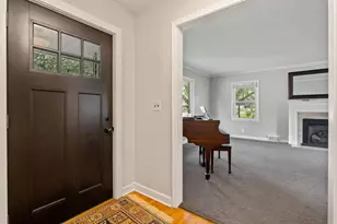 5117 Windsor Ave, Edina, MN 55436 - Photo 2