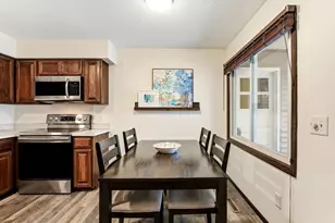 7604 Rimbley Rd, Woodbury, MN 55125 - Photo 10