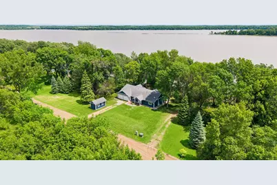 20909 72nd Street NW, Pennock, MN 56279 - Photo 2