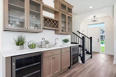 4012 Savanna Court, Chaska, MN 55318 - Photo 2