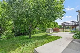 114 Lillie Ln SE, Pine Island, MN 55963 - Photo 6