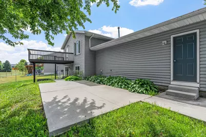 114 Lillie Lane SE, Pine Island, MN 55963 - Photo 12