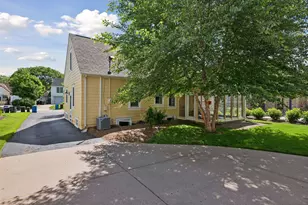 4312 Oakdale Ave S, Edina, MN 55424 - Photo 10