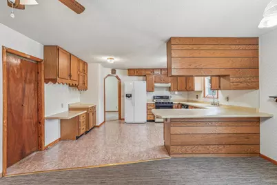5011 Monroe Street NE, Columbia Heights, MN 55421 - Photo 4