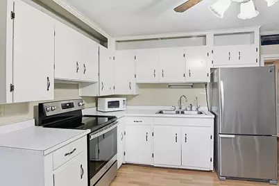 138 7th Avenue N, Waite Park, MN 56387 - Photo 12
