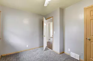 8352 Blaisdell Ave S, Bloomington, MN 55420 - Photo 18
