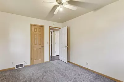 8352 Blaisdell Avenue S, Bloomington, MN 55420 - Photo 16