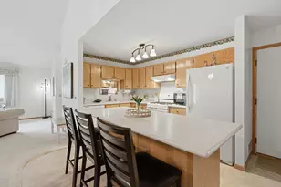 1174 Aston Cir, Burnsville, MN 55337 - Photo 20