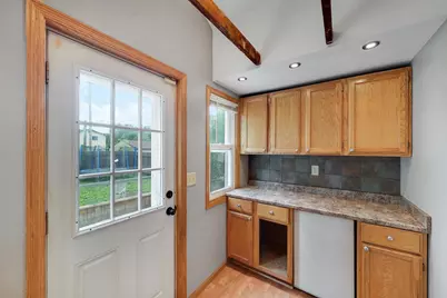 3855 Bryant Avenue N, Minneapolis, MN 55412 - Photo 6