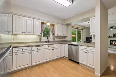 7840 W 100th Street, Bloomington, MN 55438 - Photo 12