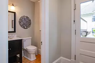 920 Lincoln Ave, Saint Paul, MN 55105 - Photo 24