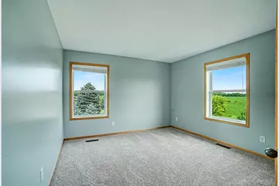 646 Tribute Parkway, River Falls, WI 54022 - Photo 24