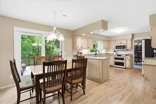 1308 Summit Oaks Dr, Burnsville, MN 55337 - Photo 8