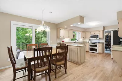 1308 Summit Oaks Drive, Burnsville, MN 55337 - Photo 10