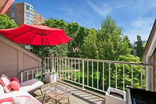 2831 Kenwood Isles Dr, Minneapolis, MN 55408 - Photo 26