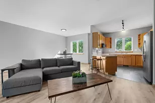 1416 McAndrews Rd E, Burnsville, MN 55337 - Photo 4