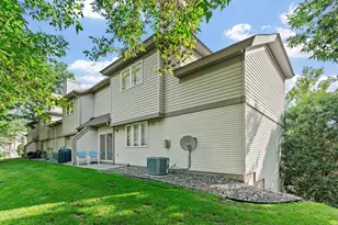 1416 McAndrews Rd E, Burnsville, MN 55337 - Photo 16