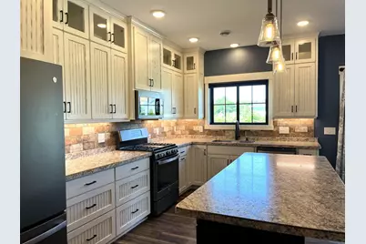 721 St James Circle, Litchfield, MN 55355 - Photo 14