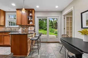 6 Edina Ct, Edina, MN 55424 - Photo 24