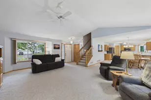3529 Rose Ct N, Brooklyn Park, MN 55443 - Photo 6