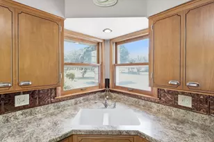 1411 N Cedar Ave, Owatonna, MN 55060 - Photo 8